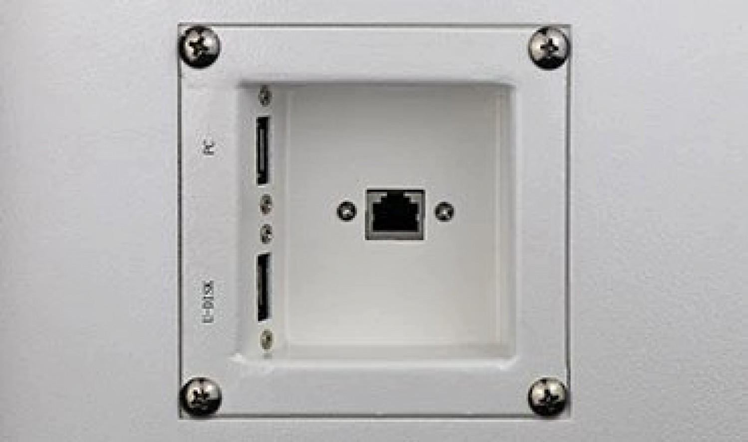 maquina-de-corte-e-gravacao-a-laser-900x600mm-80w-cabo-usb