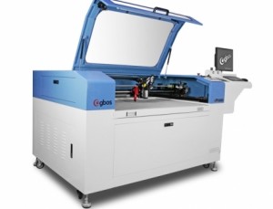 Máquina de Corte e Gravação A Laser Com Sistema de Aplicação de Cola 1085x630mm