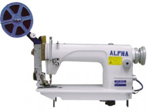 Máquina de Costura Industrial Reta Com Aplicador de Lantejoula Eletrônico ALPHA